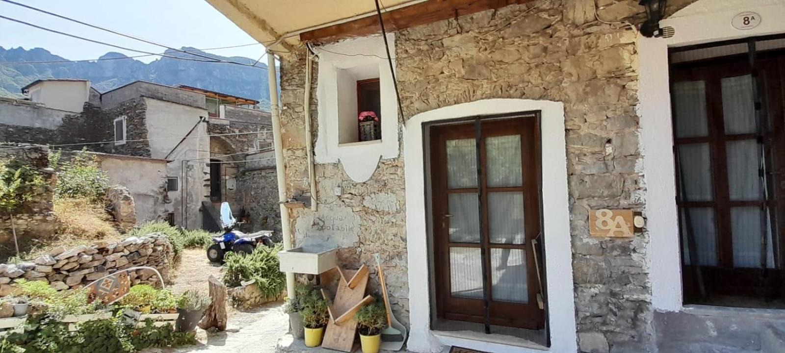 B&B 8A Castelbianco Colletta Exterior foto